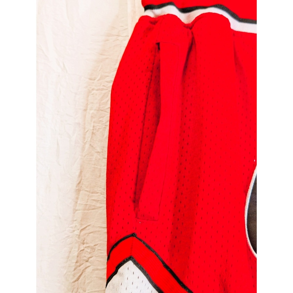 Just Don Chicago Bulls 1997-98 Basketball Shorts Medium Red Sewn On Logo Retro - Picture 7 of 15